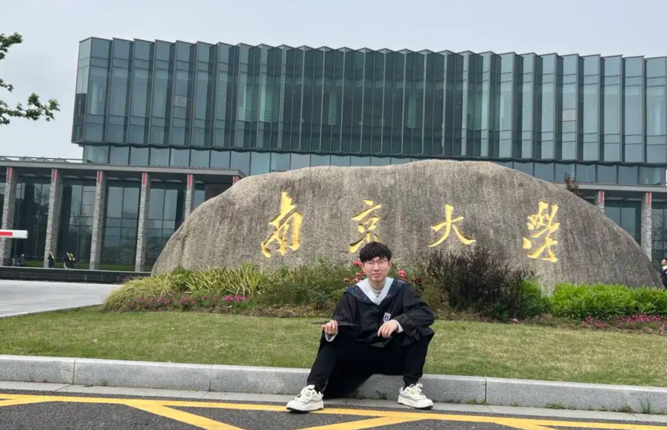 image.png 一战上岸清华人工智能!放弃保研,7个月完成逆袭!