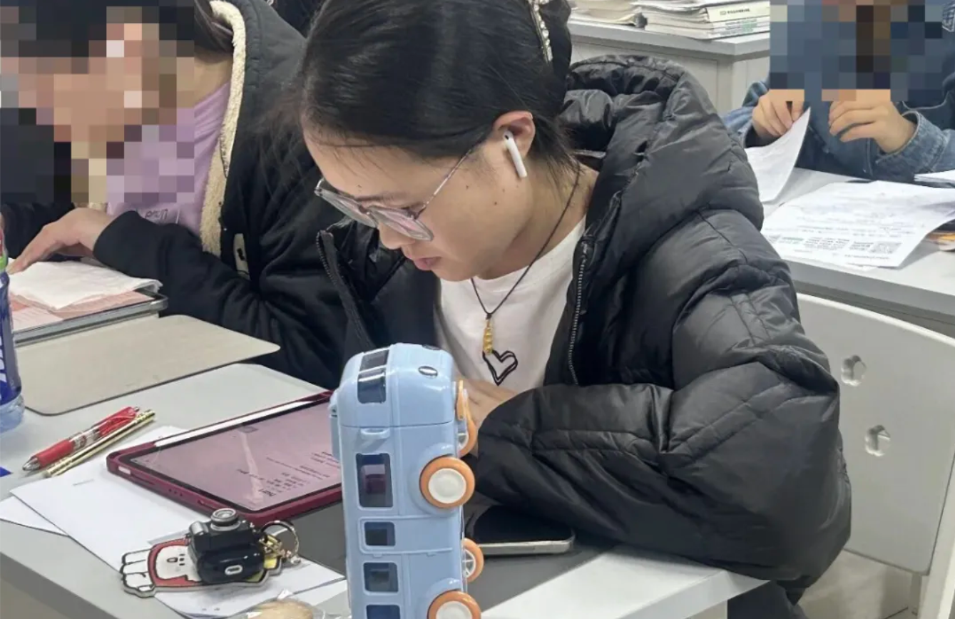 image.png 英语暴涨36分,二本三战逆袭211!熬过低谷终抵彼岸!
